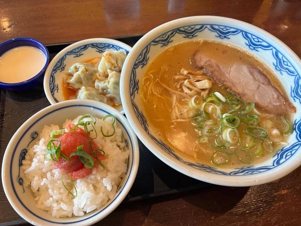 博多麺房 赤のれん 丸の内店
