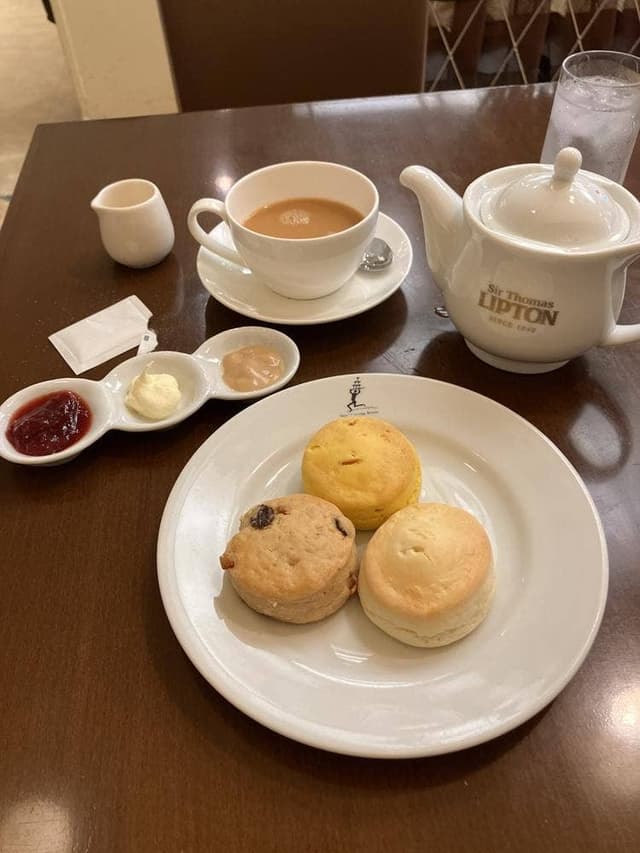 サー・トーマス・リプトン ティーハウス 四条店 - サブ画像1