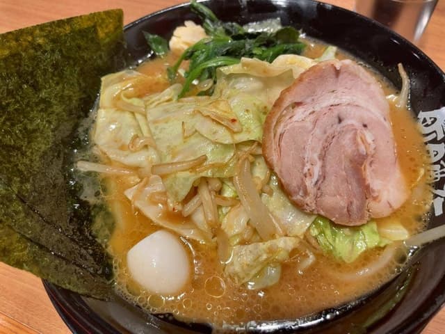 横浜家系ラーメン 三ノ宮商店 - サブ画像3