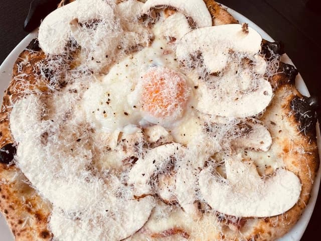 PIZZERIA LEON - サブ画像1