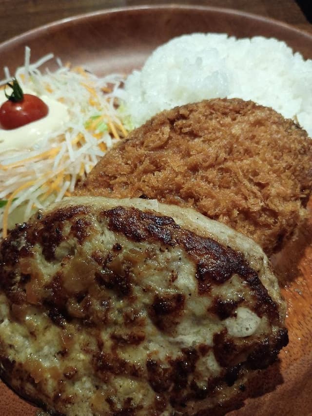 びっくりドンキー 泉北店 - サブ画像1