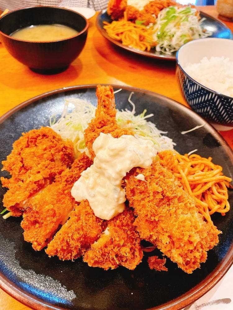 酒飯亭にいおか
