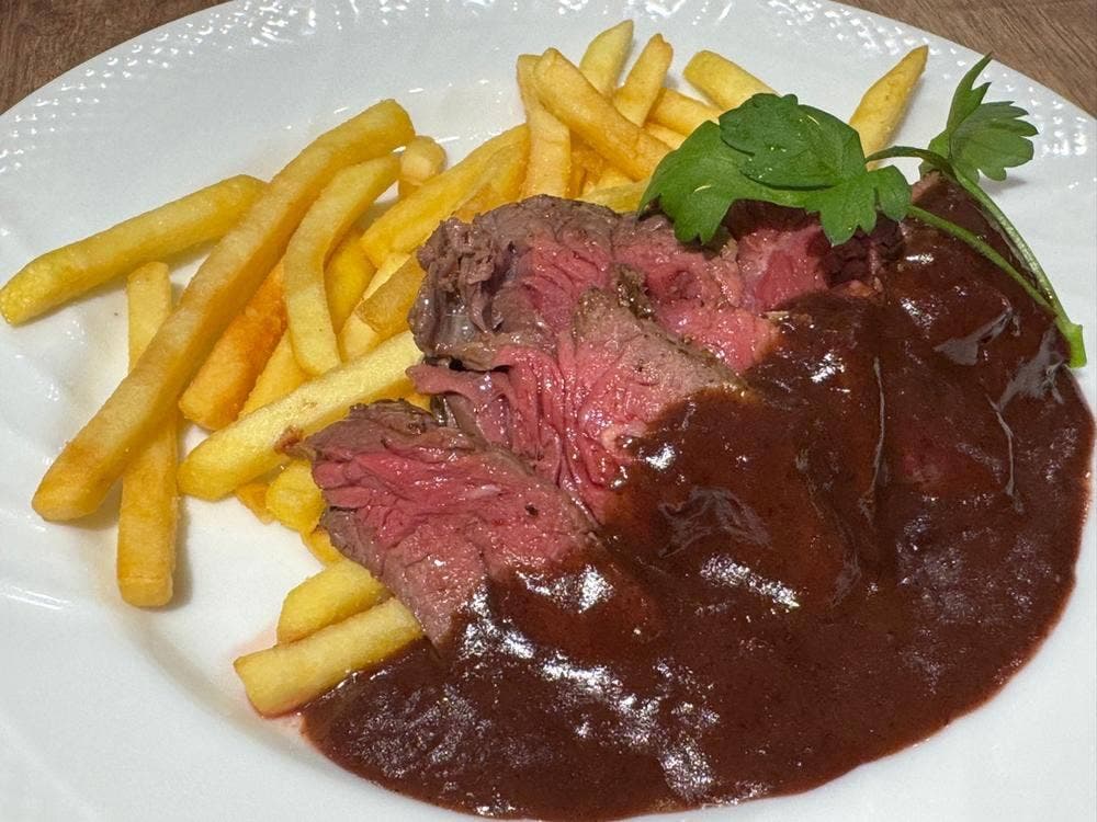 赤白 天王寺ミオ店