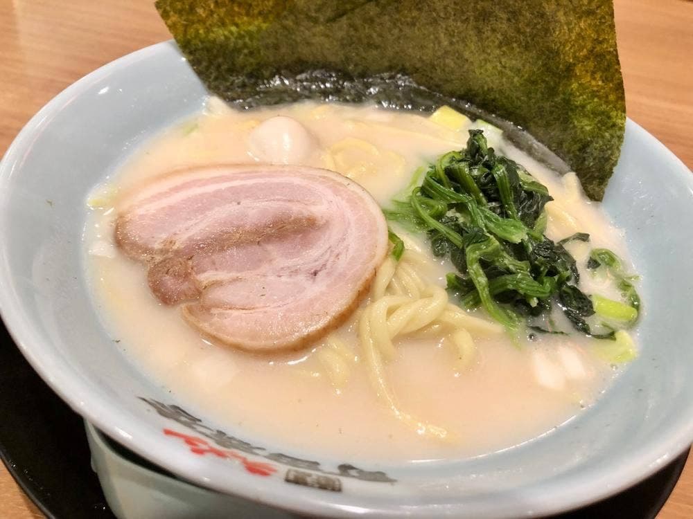 横浜家系ラーメン 町田商店 松阪店