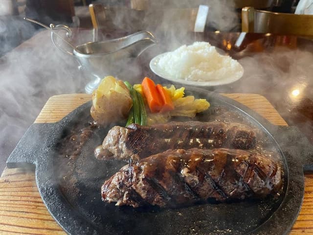 炭焼ハンバーグステーキ・ジョージ - サブ画像1