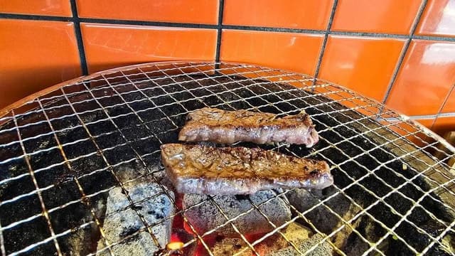 炭火焼肉ホルモン なべちゃん - サブ画像1