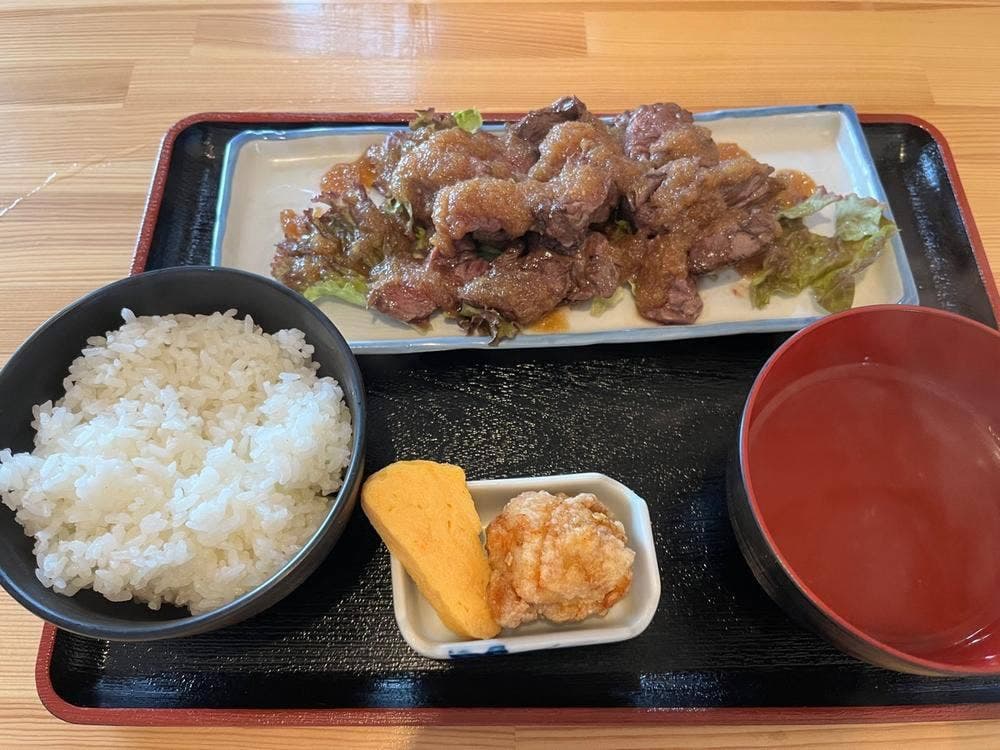 徳也