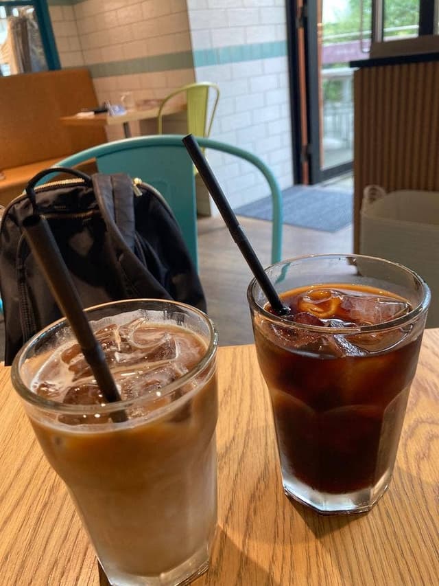 Glorious Chain Café 三井アウトレットパーク 横浜ベイサイト店 - サブ画像1