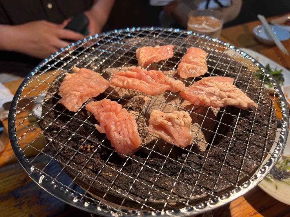 肉人 三茶店