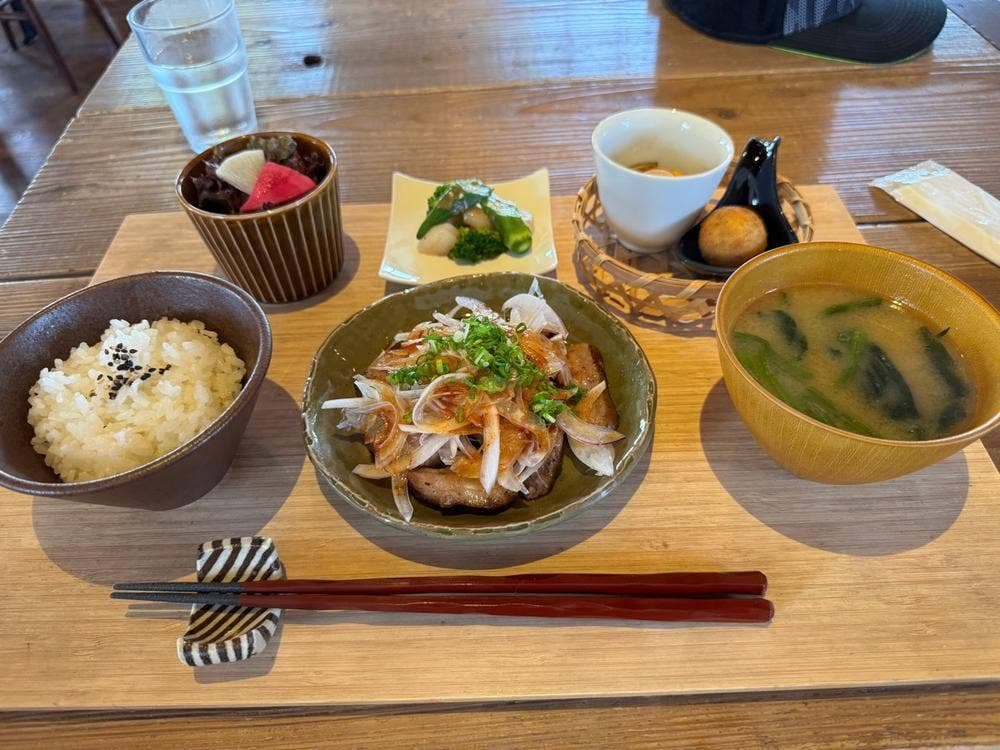 倉敷まちなみ食堂 アカネイロ