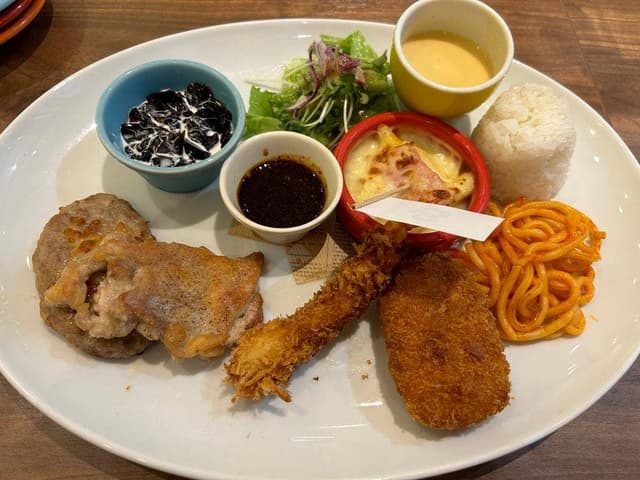 FAMITERIA.8 レイクタウンmori店 - サブ画像3
