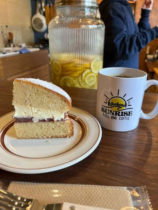 Weekend SUNRISE BAKE AND COFFEE - サブ画像1