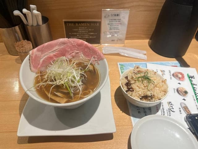 くそオヤジ最後のひとふり 三宮店 - サブ画像3