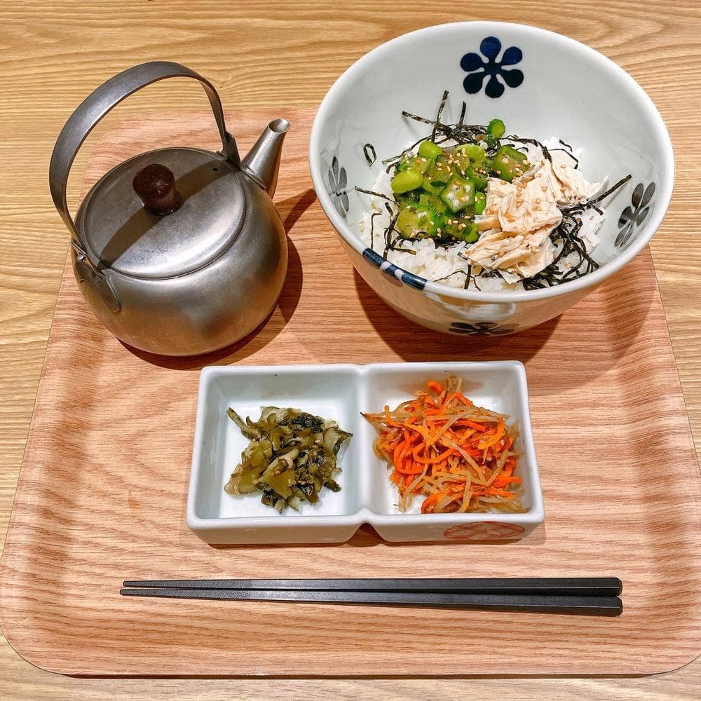 だし茶漬け＋肉うどん えん ラスカ平塚店