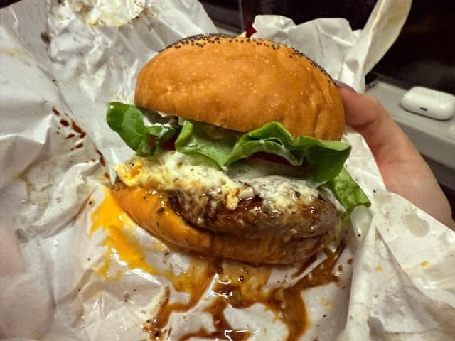 KUA`AINA 片瀬江ノ島店 - サブ画像3