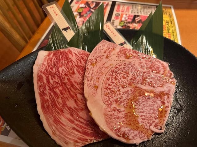 騨牛一頭買い 焼肉・灯り家 - サブ画像1