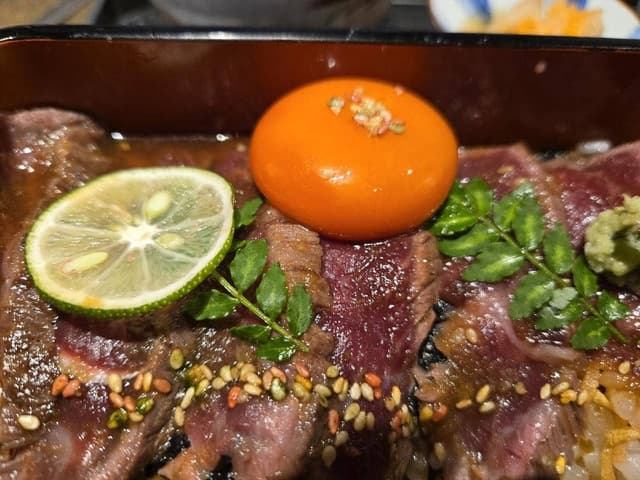にく味 新 - サブ画像3
