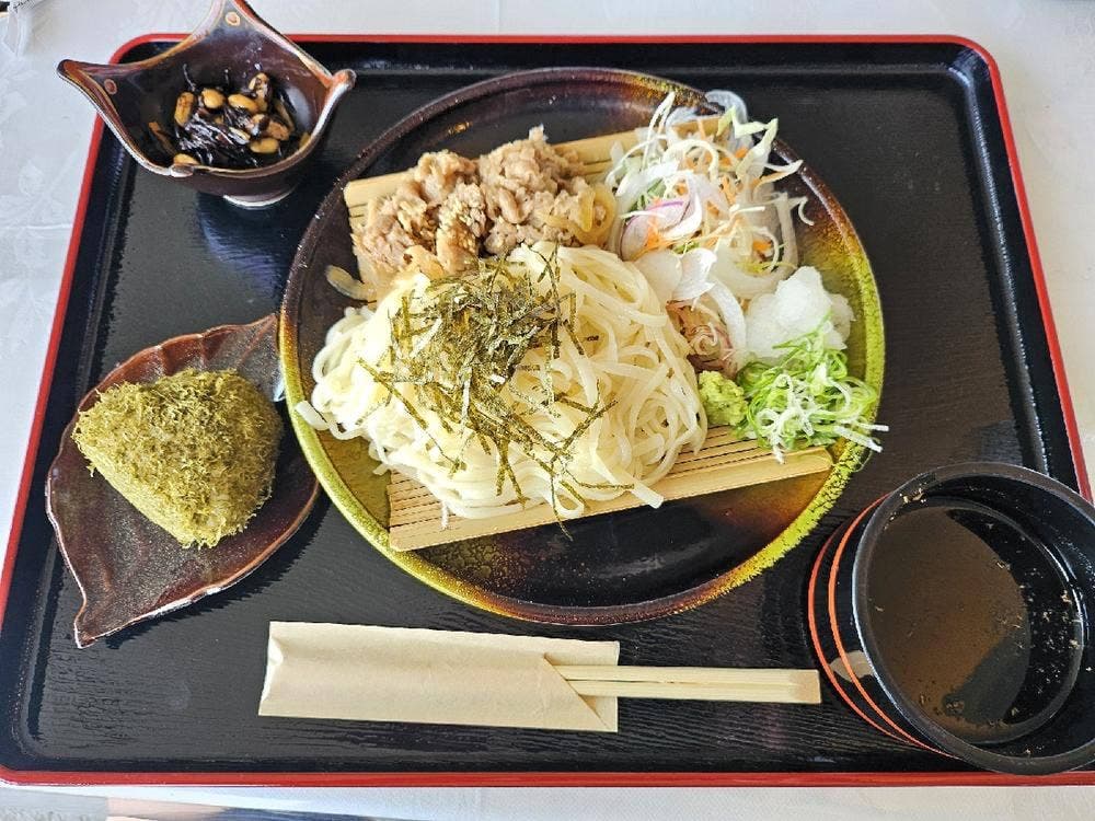 氷見カントリークラブ レストラン