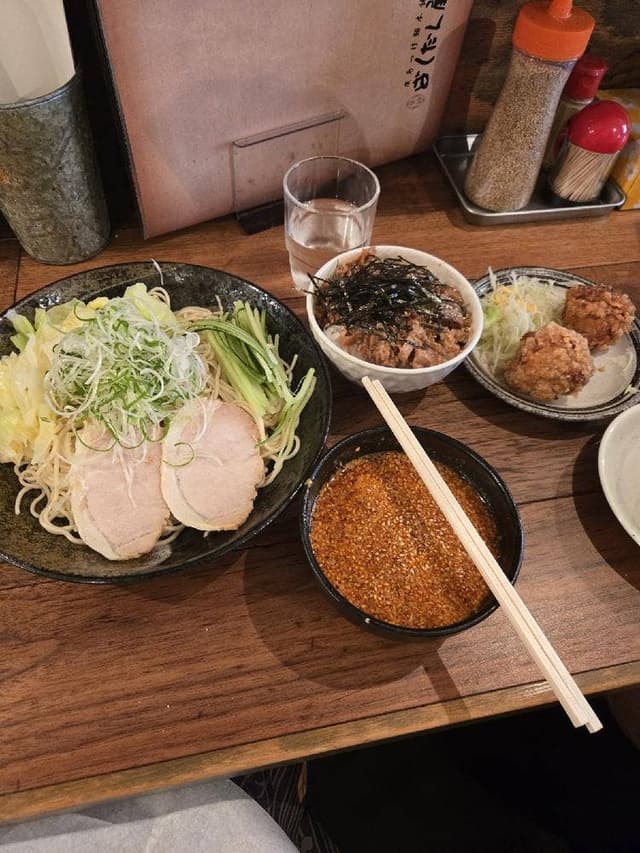 つけ麺本舗ばくだん屋土橋店 - サブ画像1