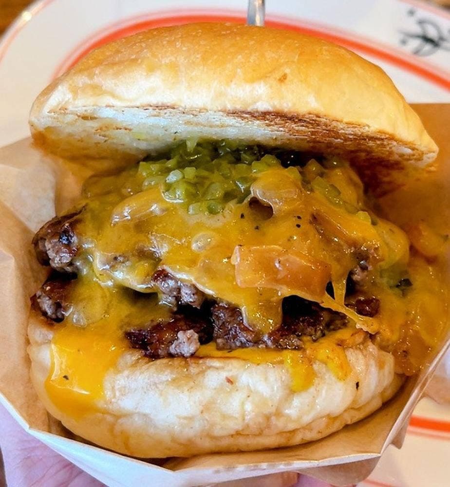 YUMMY BURGER