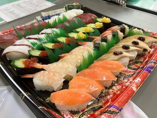 ほがらか寿し 金津店 - サブ画像1