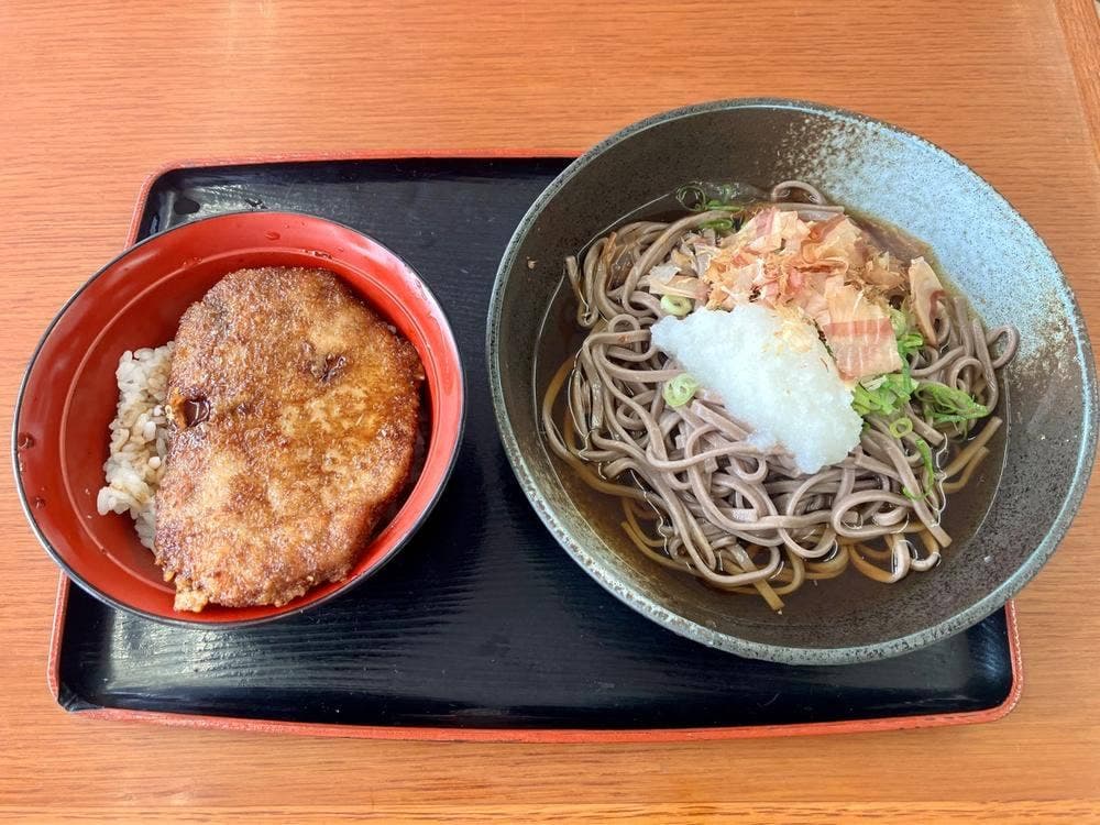 北鯖江PA上り フードコート