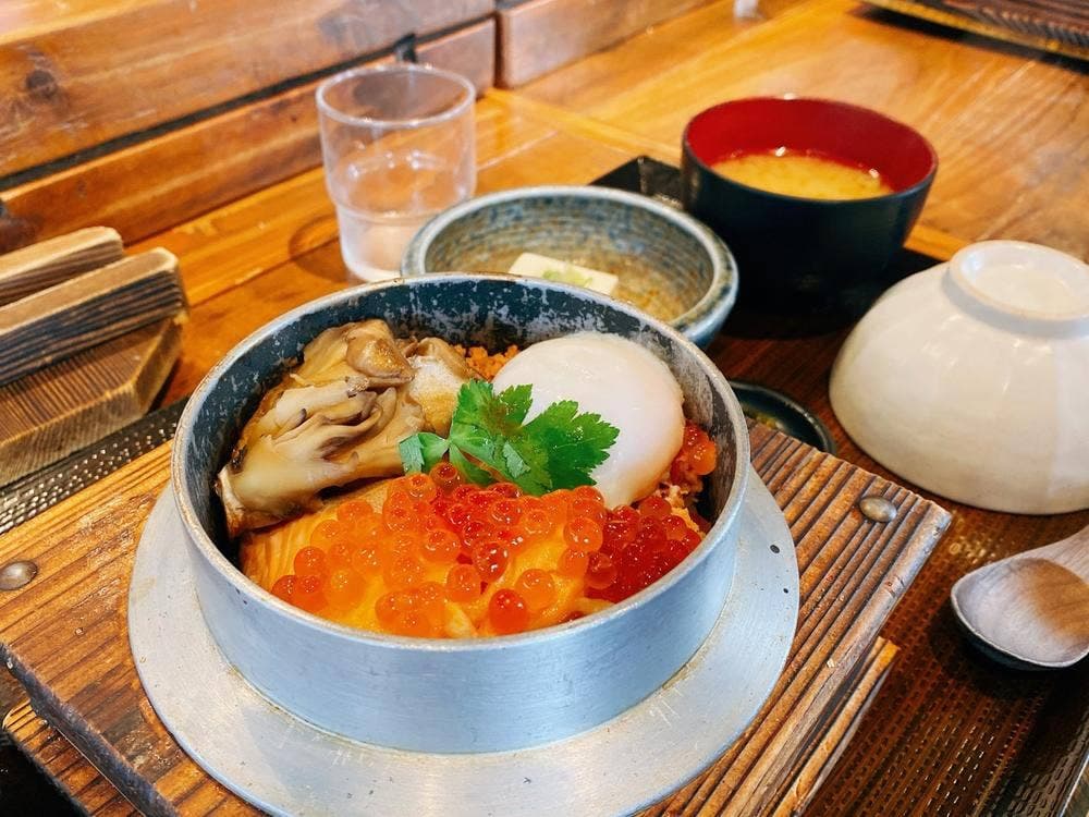 草津湯畑 まんてん