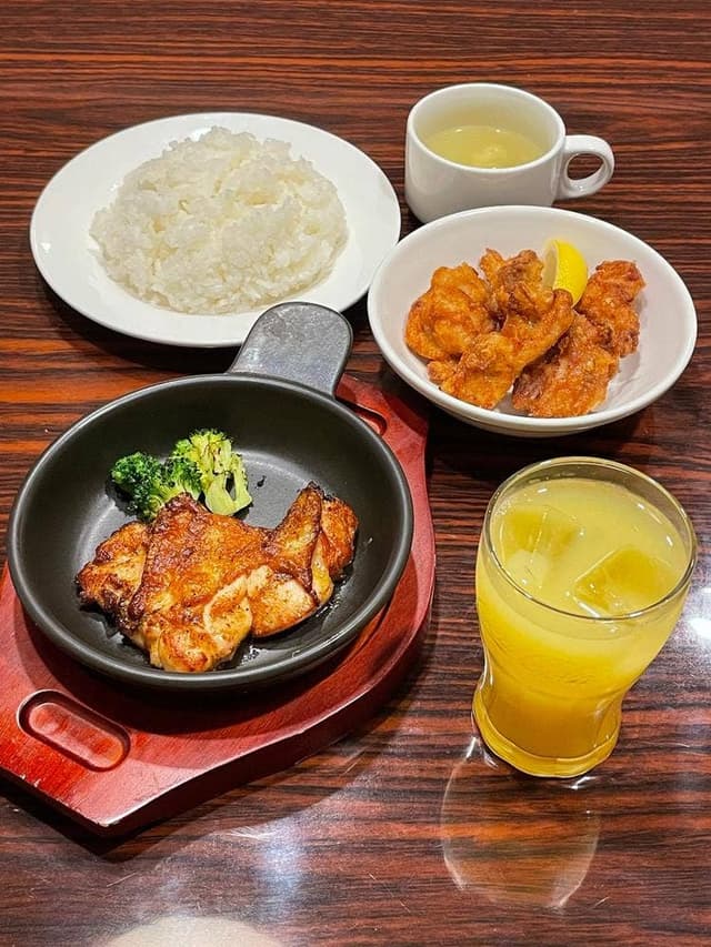 Cafe レストラン ガスト 氷見店 - サブ画像1