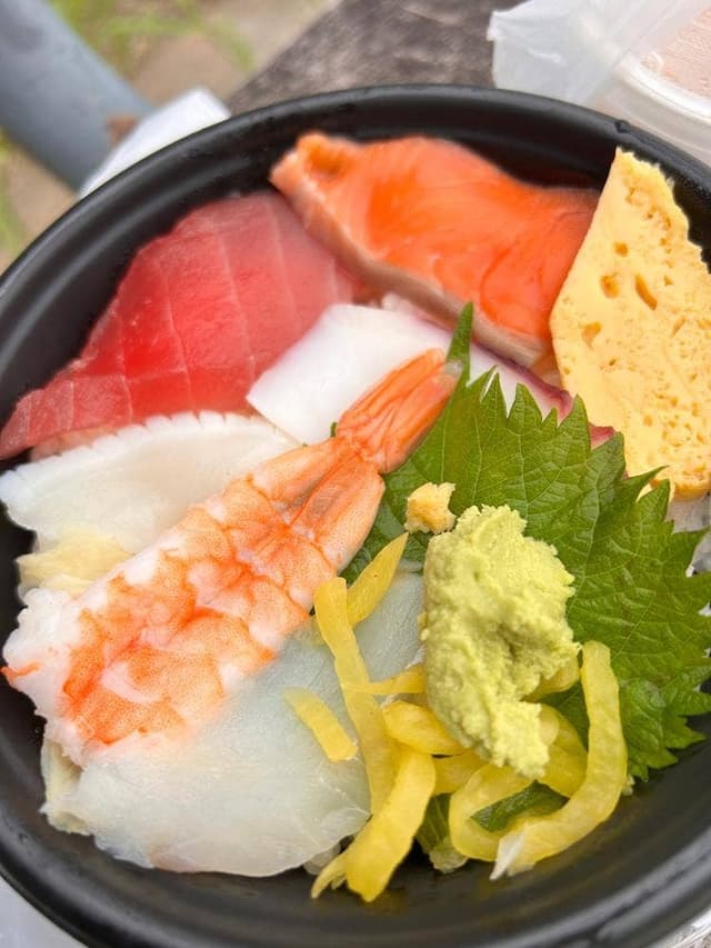 魚勝持ち帰り寿し - サブ画像1