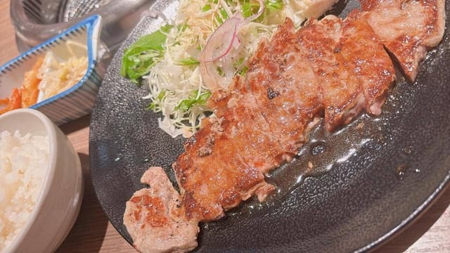 焼肉・しゃぶしゃぶ たちばな ヒルトンプラザイースト店 - サブ画像1