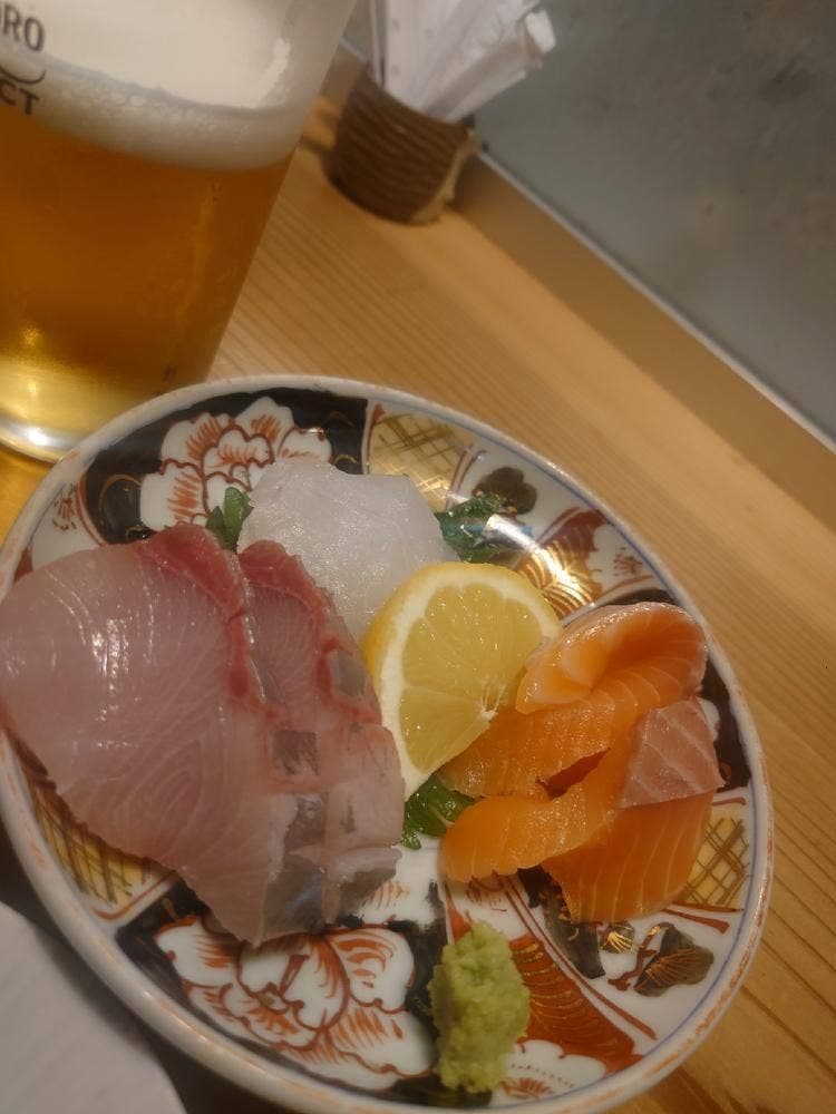 立ち呑み えもん