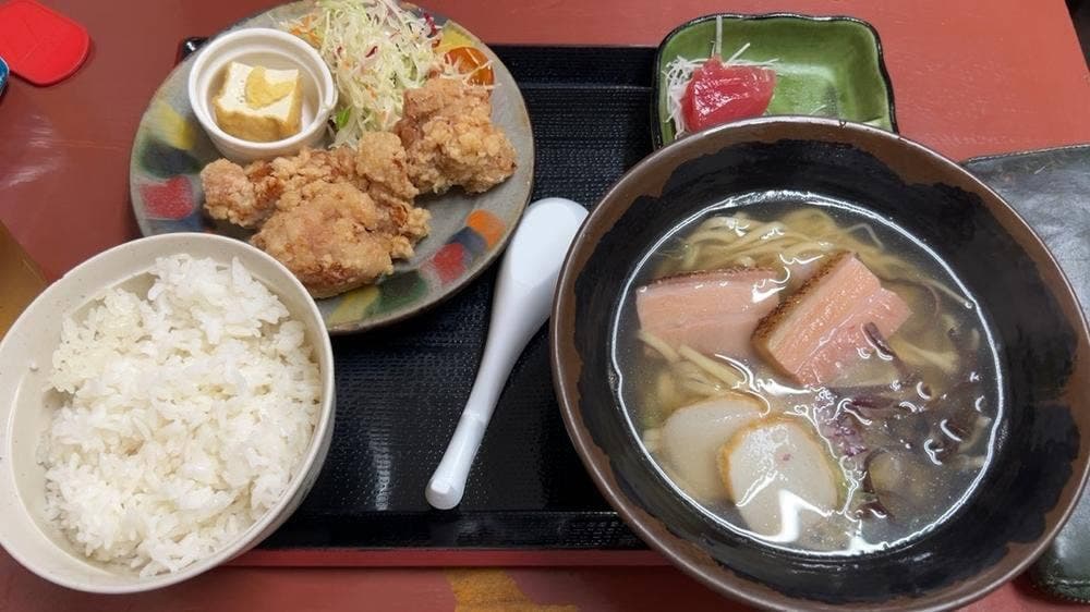やちむん食堂