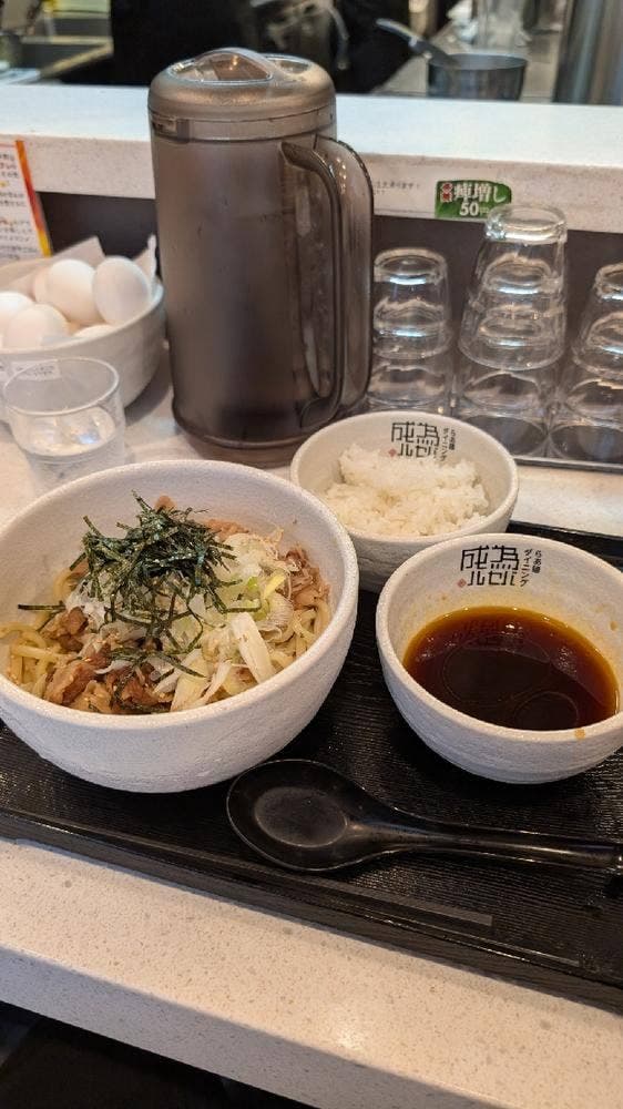 元祖 牛肉そばつけ麺 為セバ成ル。 神田店
