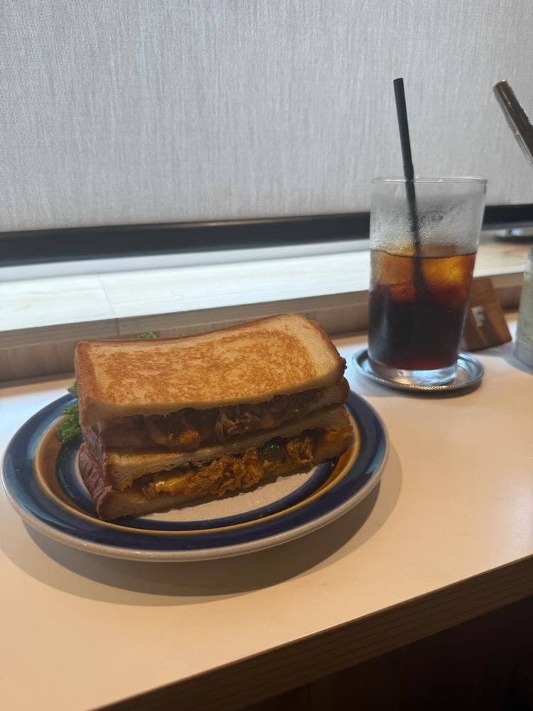 YOUR DAILY COFFEE ROAST AND BREAKFAST