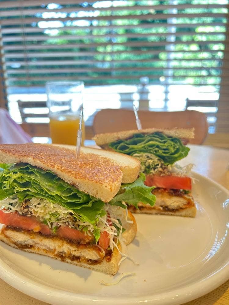 & sandwich.