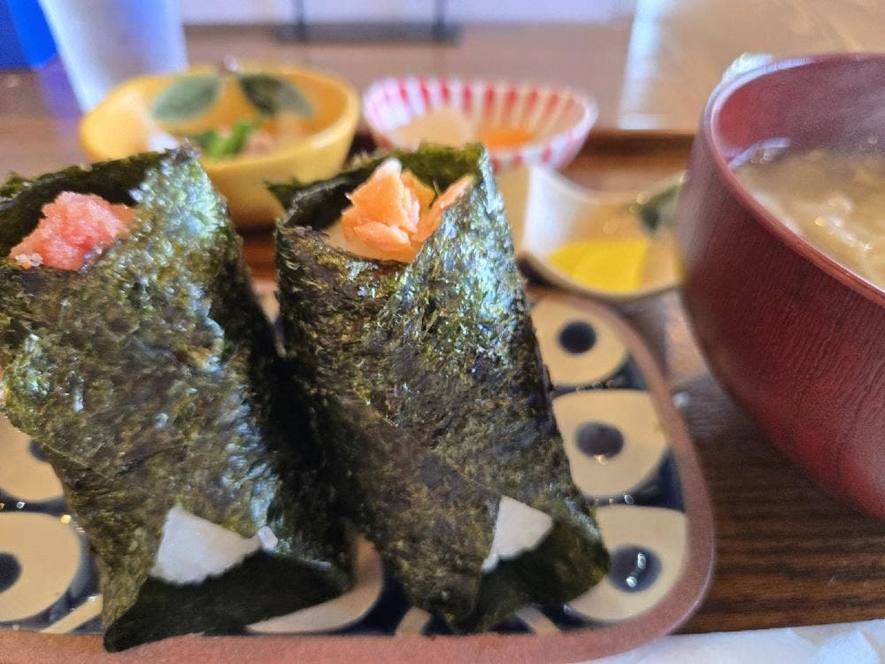 おにぎり処 田んぼ