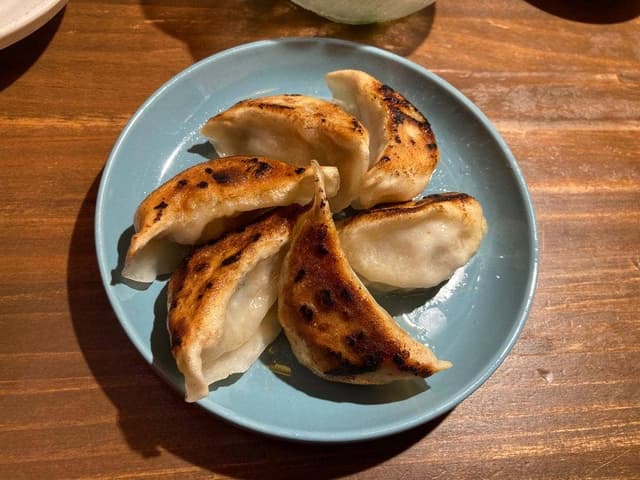 なかよし餃子 エリザベス 西18丁目店 - サブ画像3