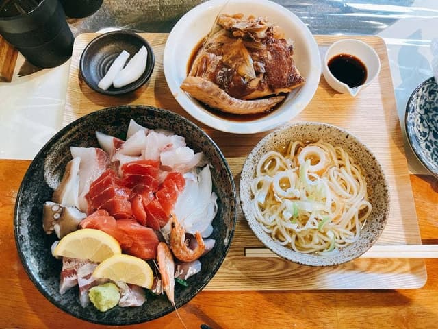 海鮮屋台 まりも家 - サブ画像1