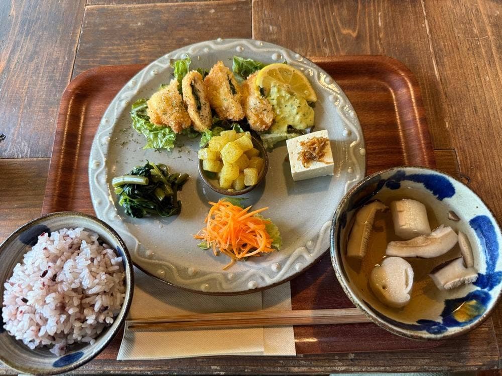 カフェ ハコニワ