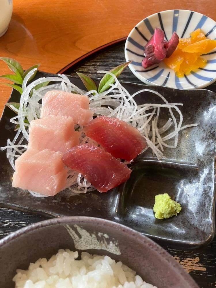 丸魚食堂
