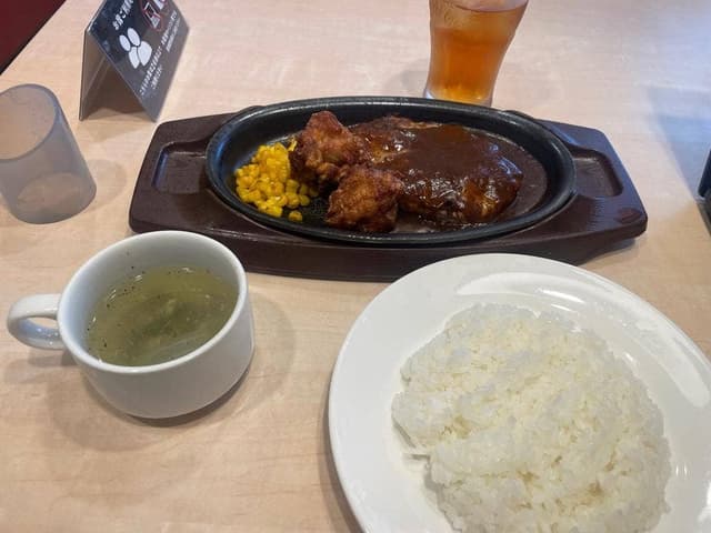 Cafe レストラン ガスト 中野駅南口店 - サブ画像1