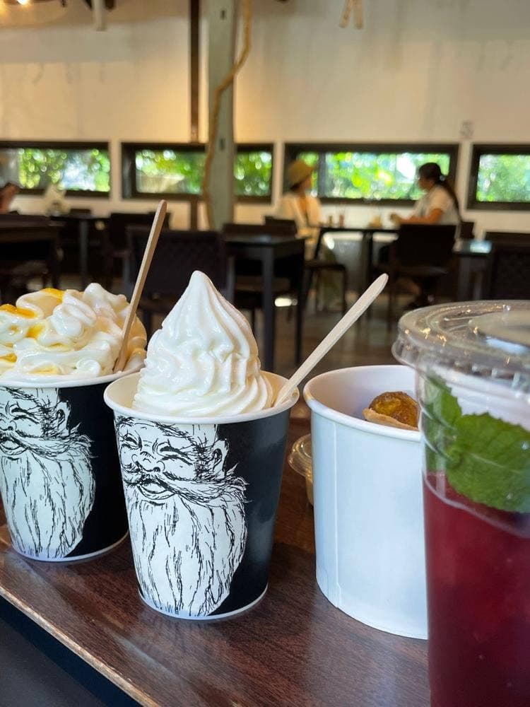 NAYA cafe 上野ファーム