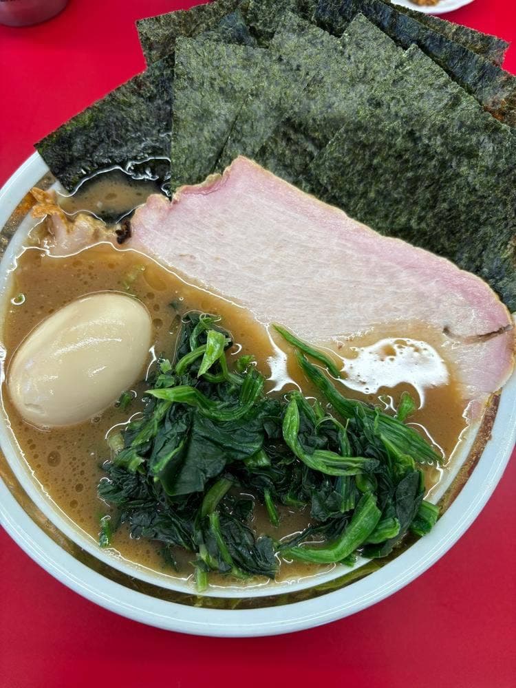 家系ラーメン王道家直伝 との丸家 伊勢崎店