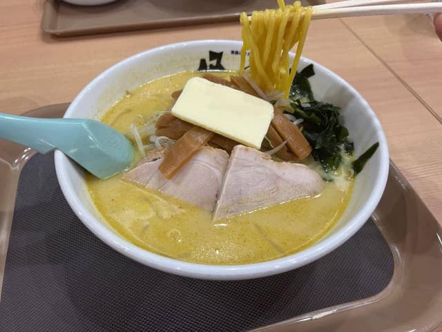 青森みそカレー牛乳ラーメン かわら 青森空港 - サブ画像2