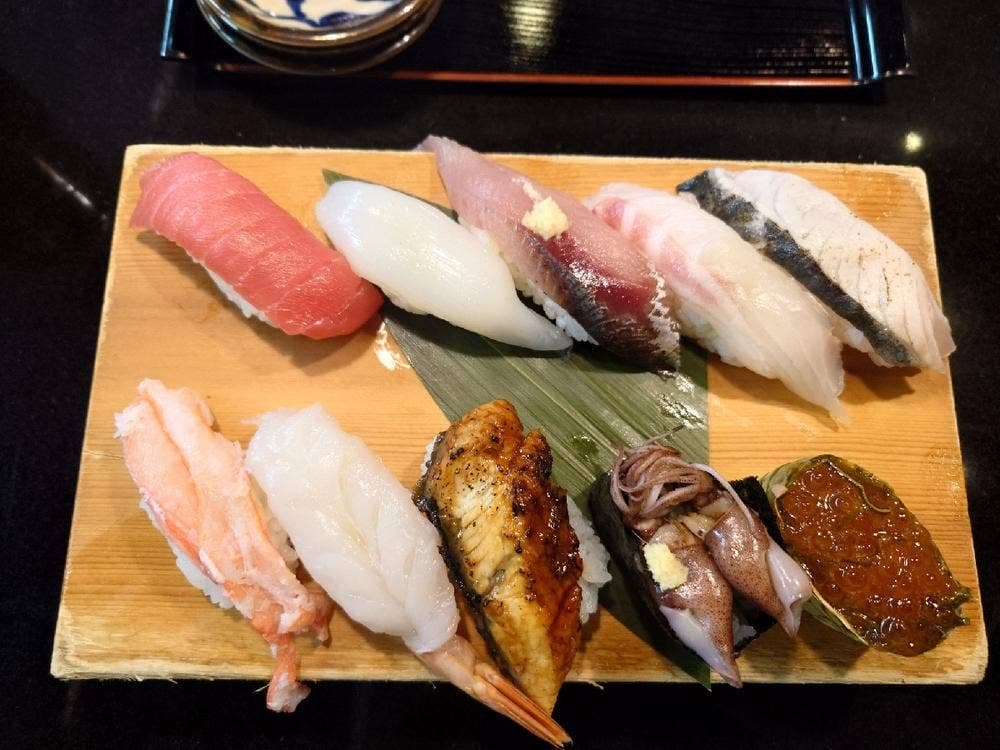 廻転とやま鮨 富山駅前店