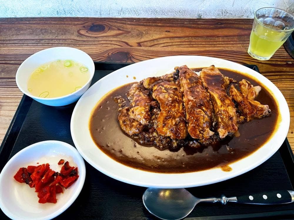 肉食堂 最後にカツ