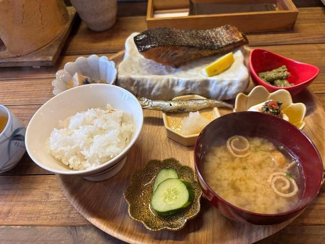 田舎ノ朝食ヤ 森のほとり - サブ画像1