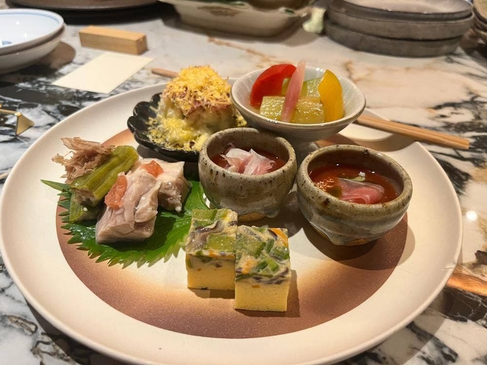 飯酒トモエ