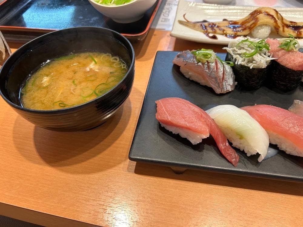 沼津魚がし鮨 流れ鮨 菊川店