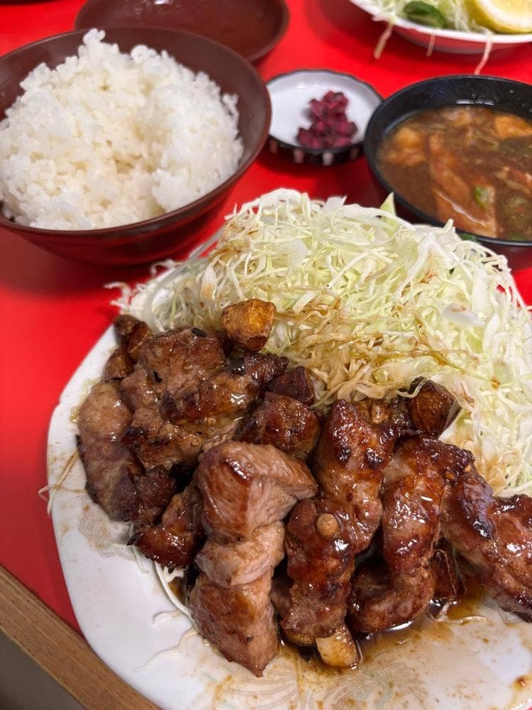 名物とんてき 來來憲